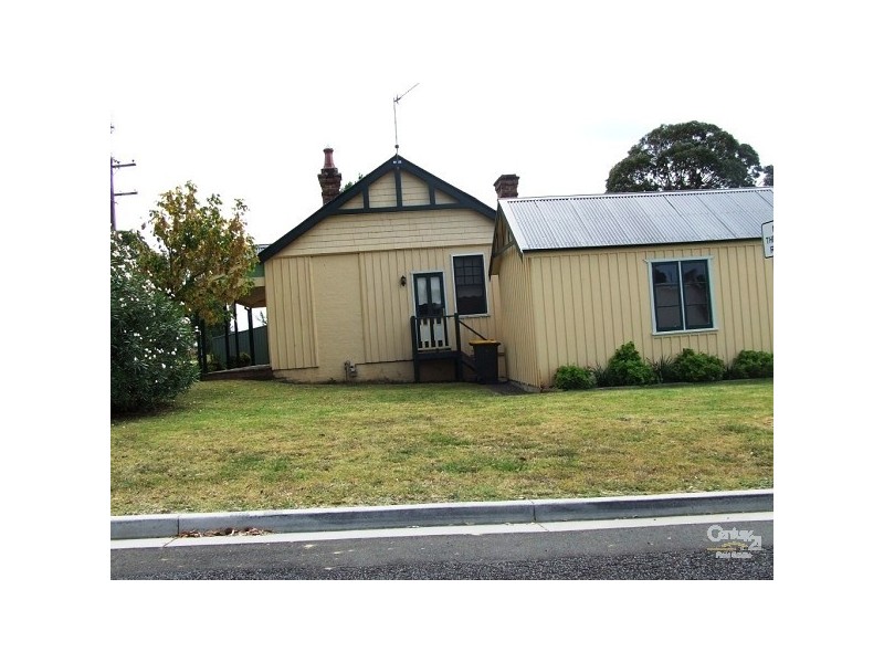 391 Thirlmere Way, Thirlmere NSW 2572