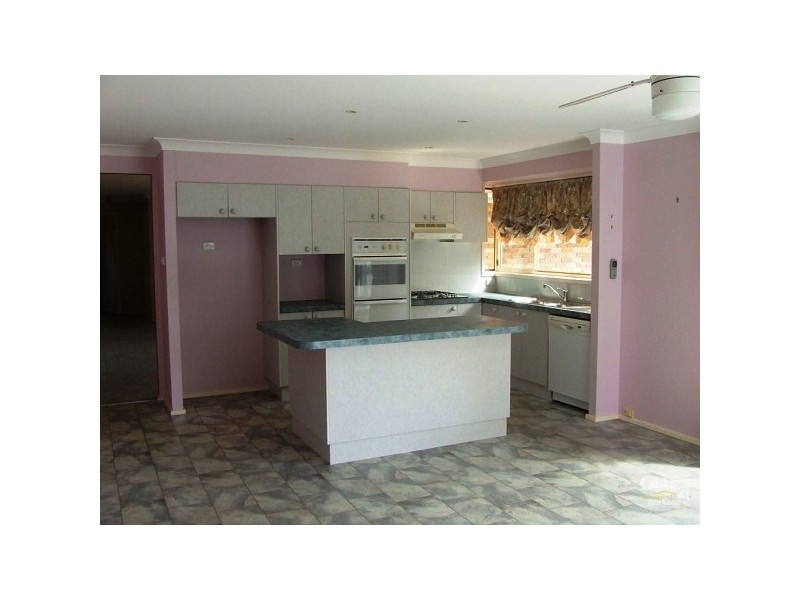 15 Ryan Street, Thirlmere NSW 2572