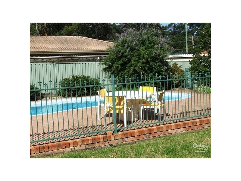 15 Ryan Street, Thirlmere NSW 2572