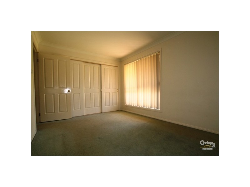 16 North Street, Thirlmere NSW 2572