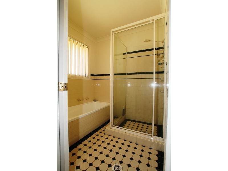 16 North Street, Thirlmere NSW 2572