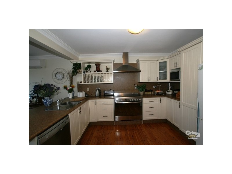 20 Picton Avenue, Picton NSW 2571