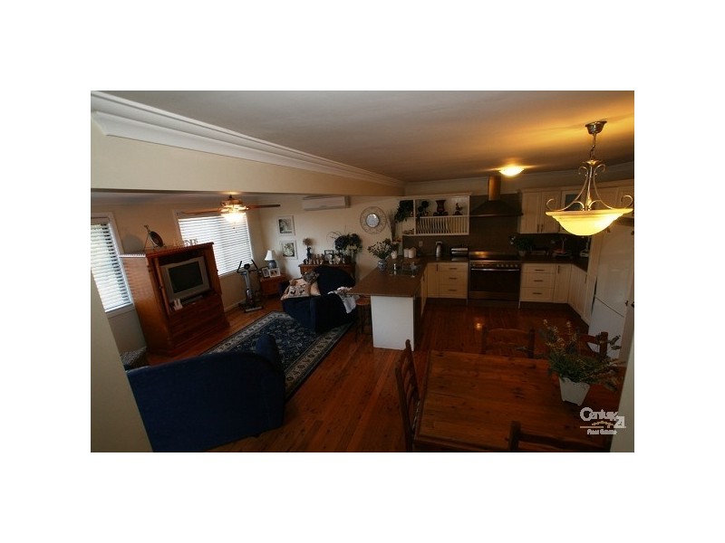 20 Picton Avenue, Picton NSW 2571