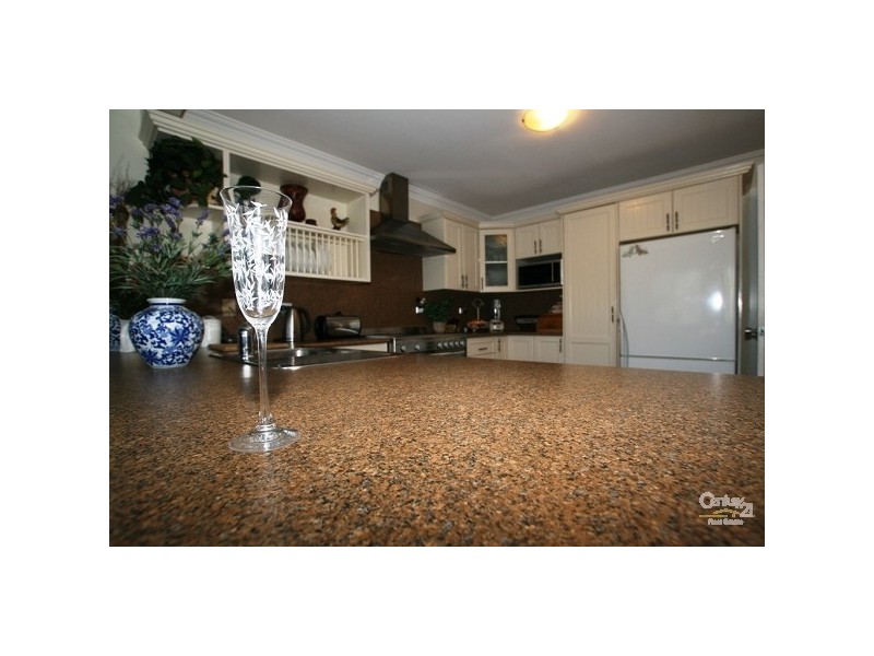 20 Picton Avenue, Picton NSW 2571