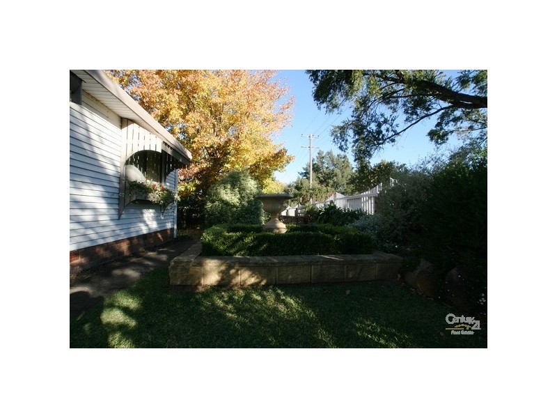 20 Picton Avenue, Picton NSW 2571