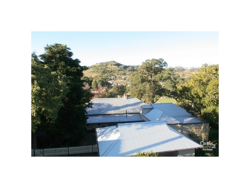 20 Picton Avenue, Picton NSW 2571