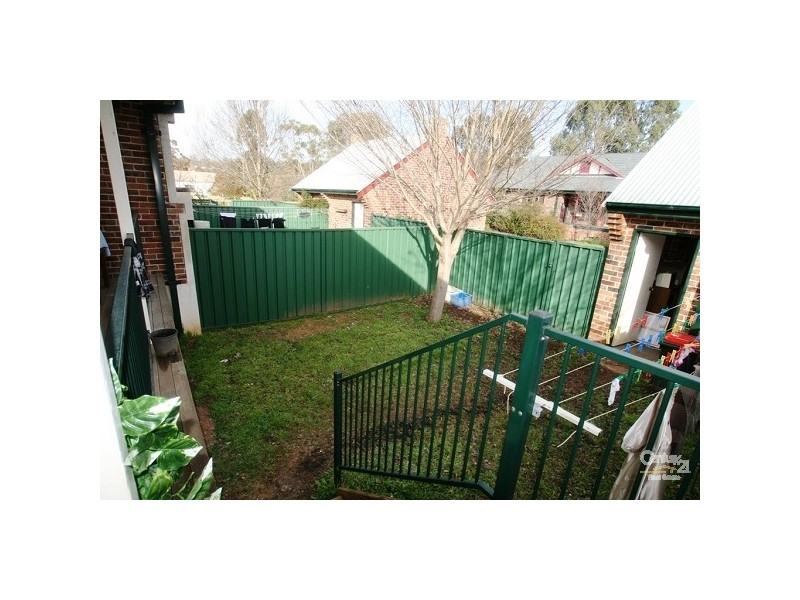 3/141 Menangle Street, Picton NSW 2571