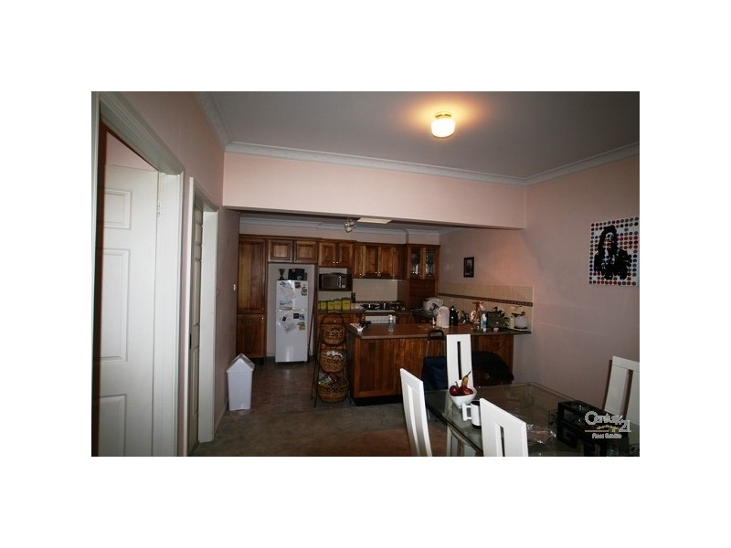 3/141 Menangle Street, Picton NSW 2571