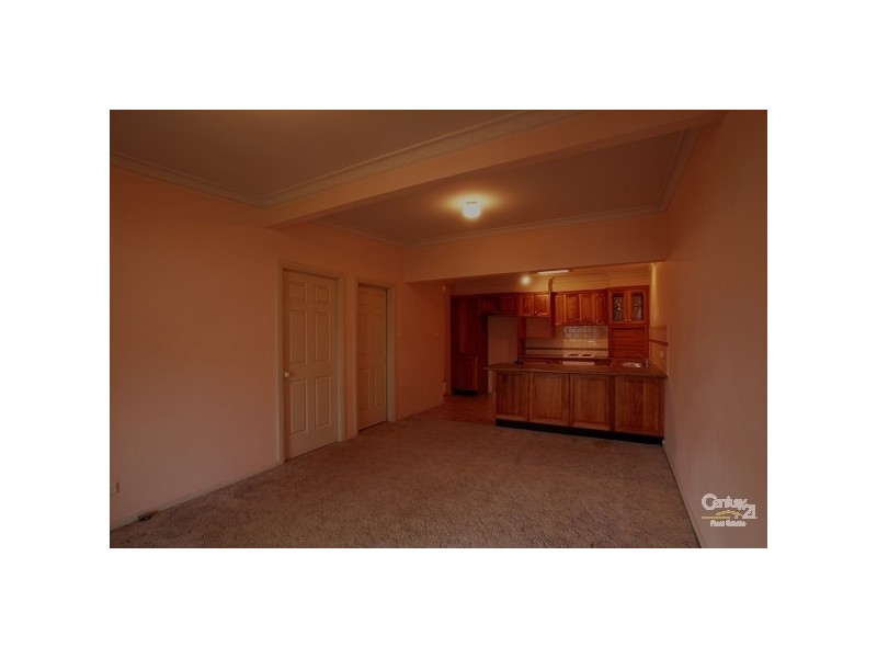 3/141 Menangle Street, Picton NSW 2571