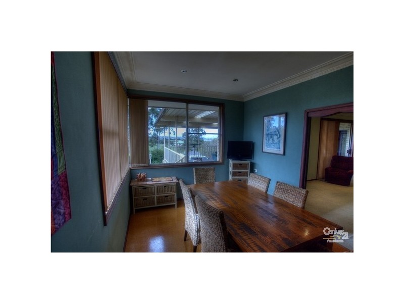 10 Myrtle Creek Avenue, Tahmoor NSW 2573