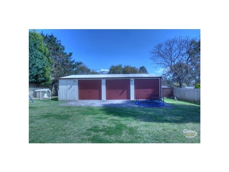 14 Winparra Close, Tahmoor NSW 2573