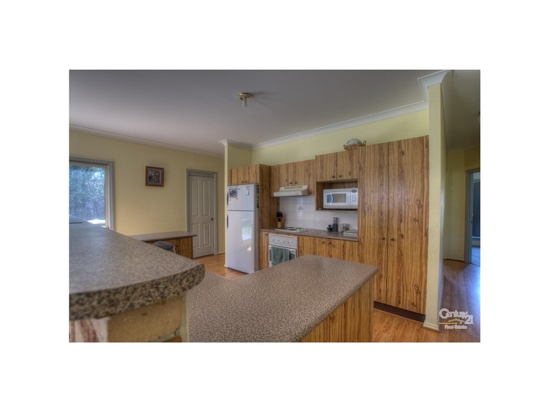 14 Winparra Close, Tahmoor NSW 2573