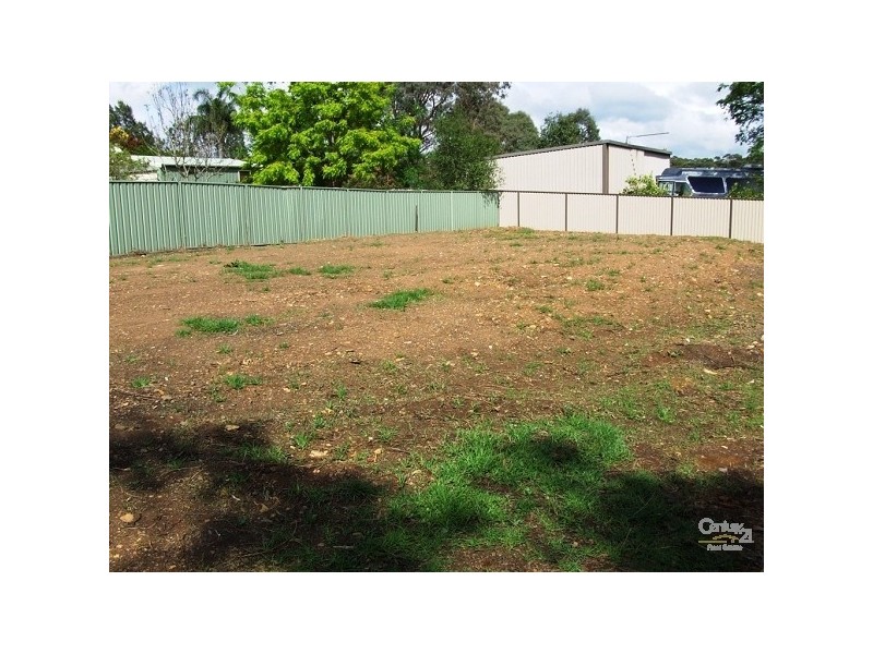 24 North Street, Thirlmere NSW 2572