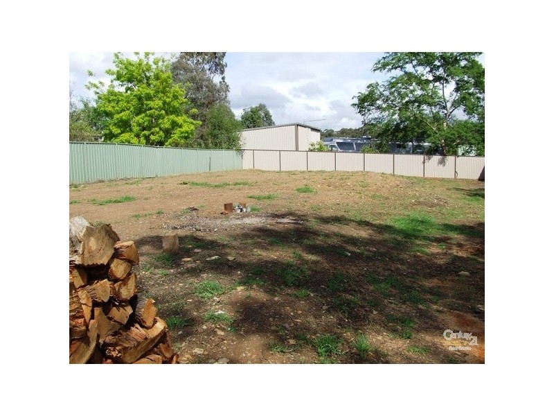 24 North Street, Thirlmere NSW 2572