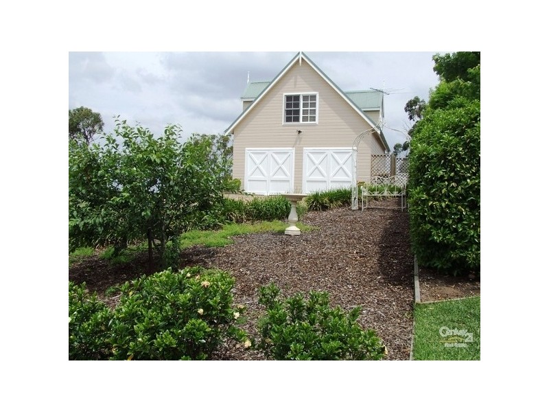 37 The Grange, Picton NSW 2571