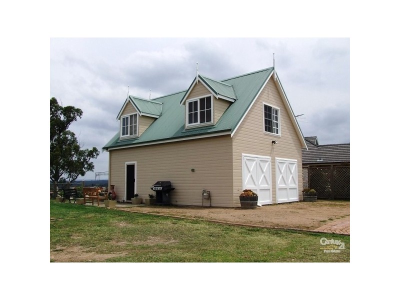 37 The Grange, Picton NSW 2571