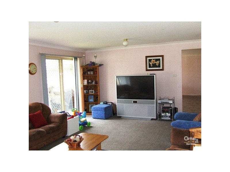 7 Bradbury Street, Tahmoor NSW 2573