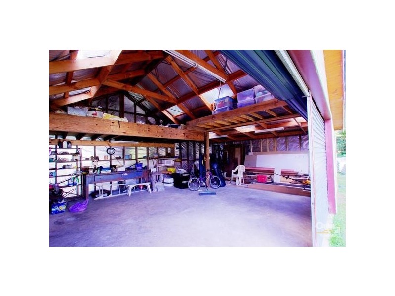 1-3 East Parade, Buxton NSW 2571