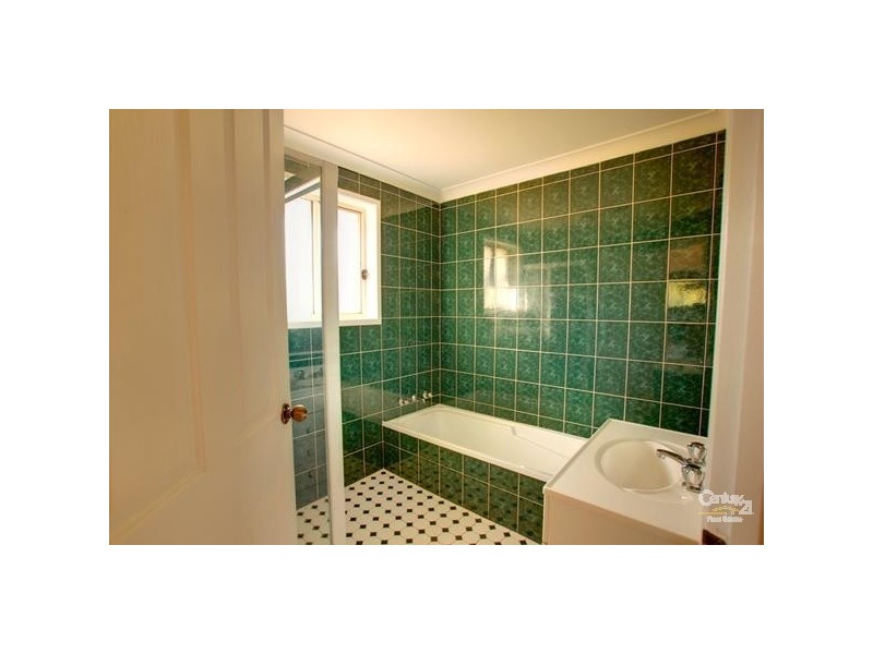 20 Camden Road, Douglas Park NSW 2569