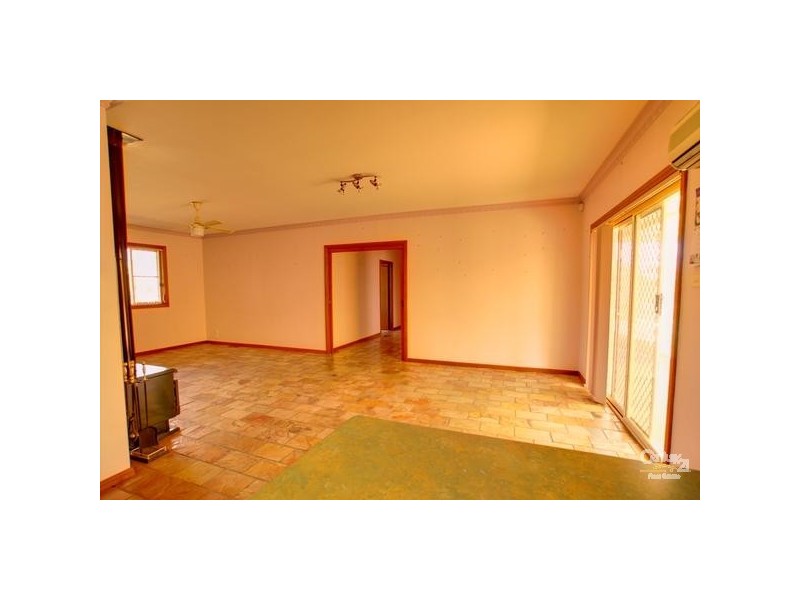 20 Camden Road, Douglas Park NSW 2569