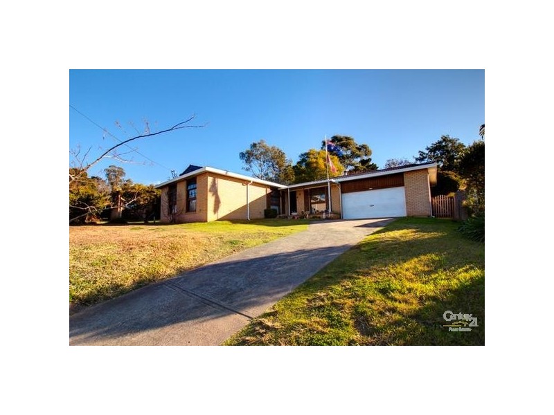 11 Heathcote Street, Picton NSW 2571