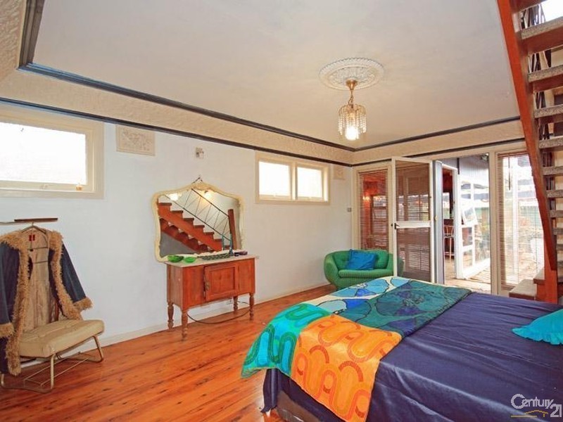 16 Picton Avenue, Picton NSW 2571