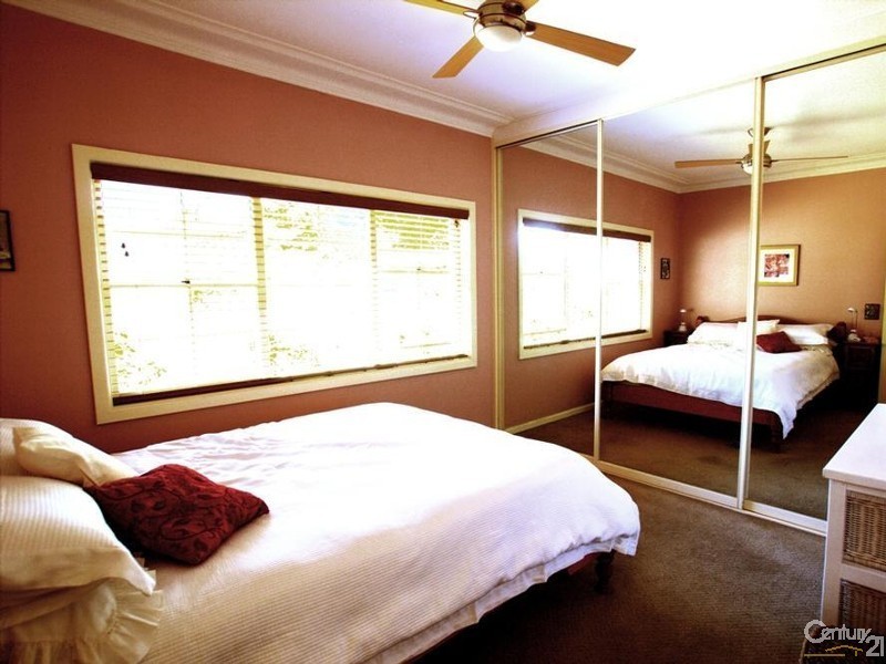 3 Campbell Street, Picton NSW 2571