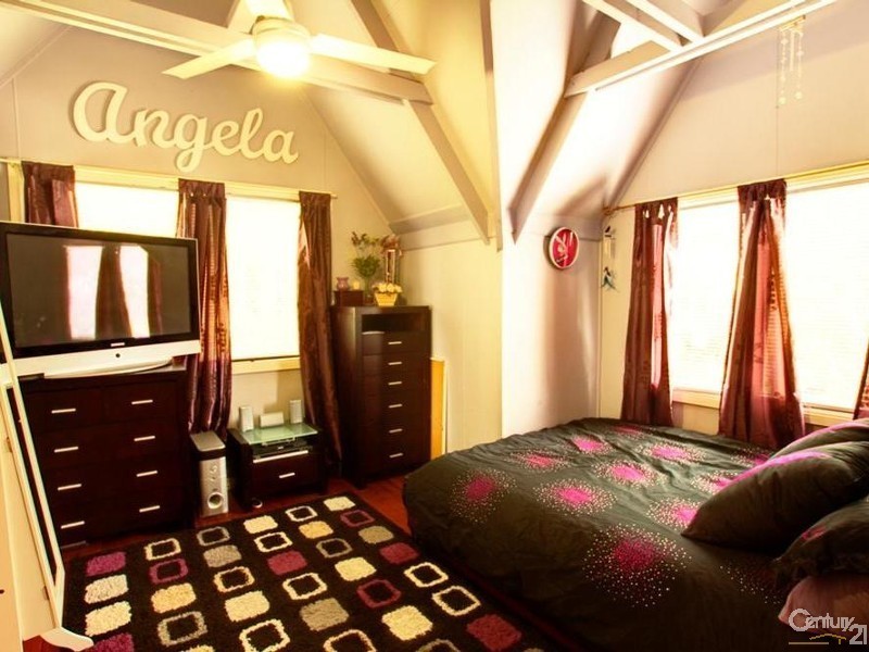 4 Eurelia Road, Buxton NSW 2571