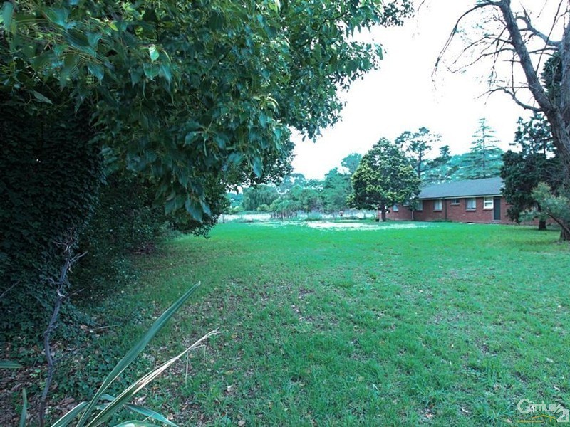 8 Menangle Street West, Picton NSW 2571