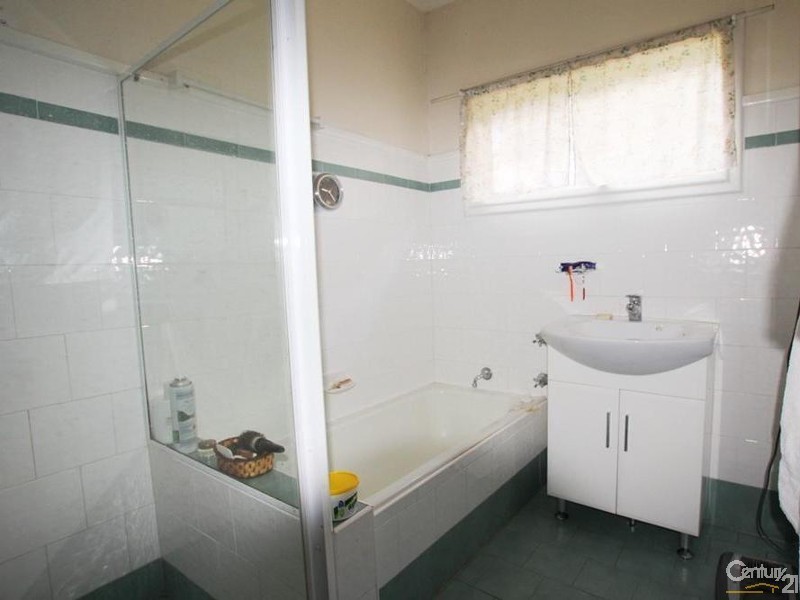 30 Koorana Road, Picton NSW 2571