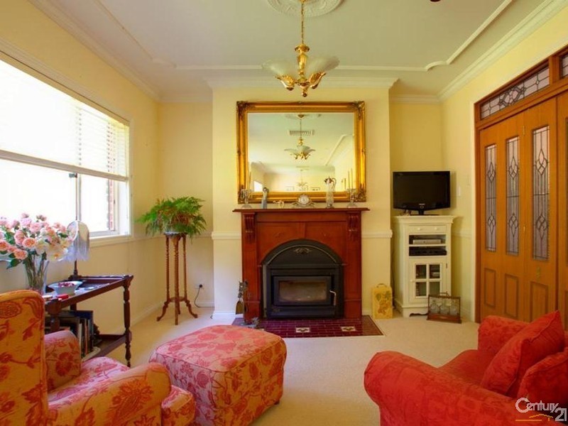 105 Estonian Road, Thirlmere NSW 2572