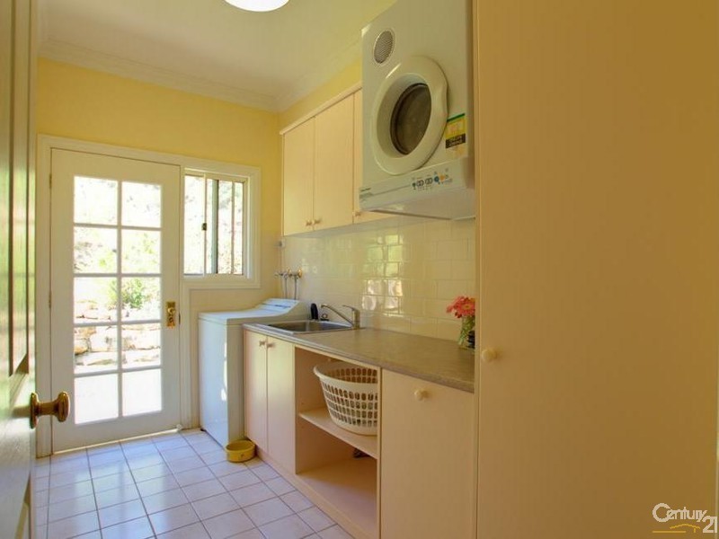 105 Estonian Road, Thirlmere NSW 2572