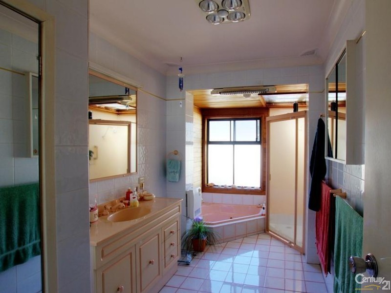 14 Heathcote Street, Picton NSW 2571