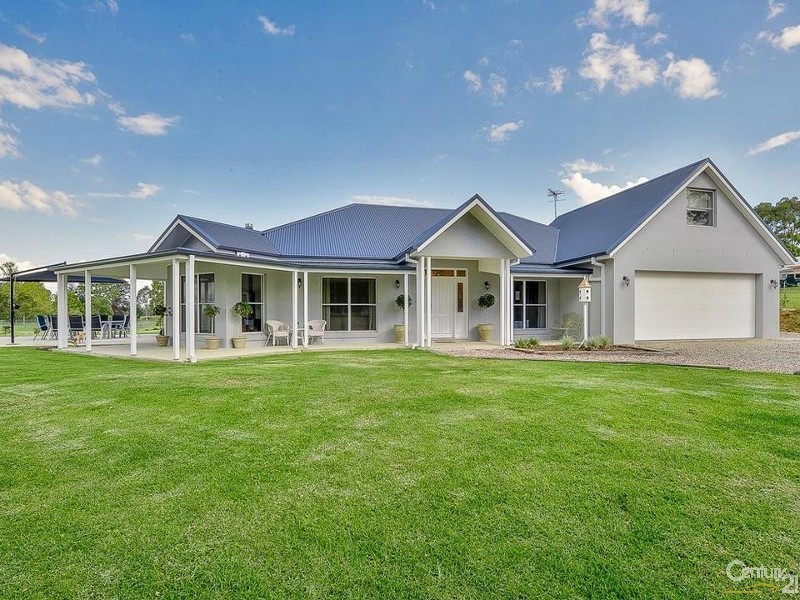 25 Albert Kench Place, Buxton NSW 2571