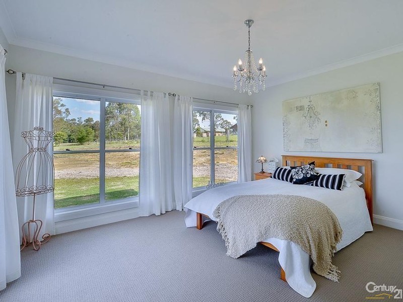 25 Albert Kench Place, Buxton NSW 2571