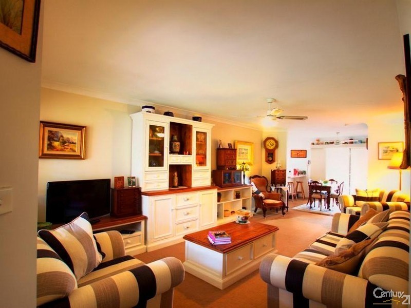 1 Winparra Close, Tahmoor NSW 2573