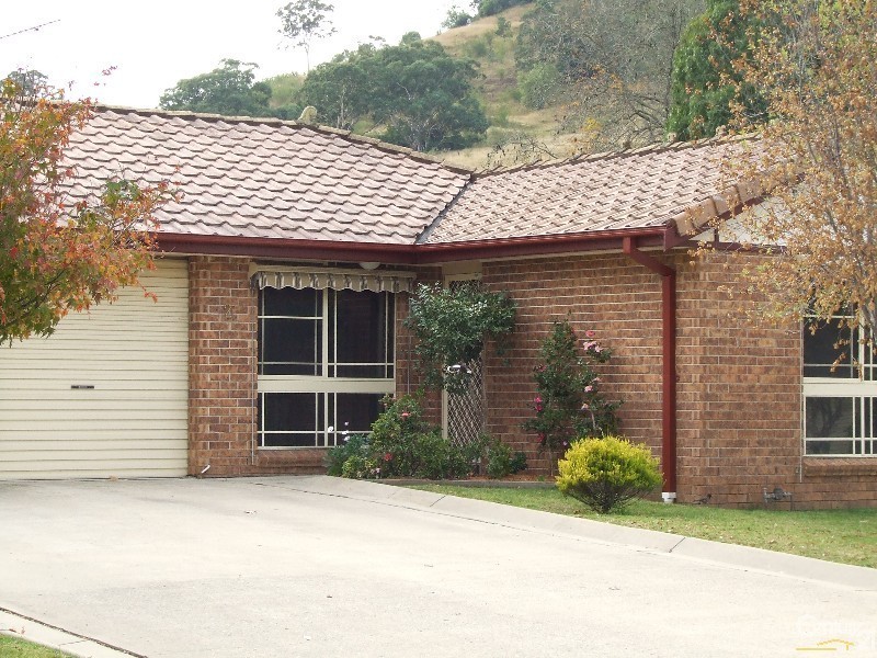 2/62-70 Argyle Street, Picton NSW 2571