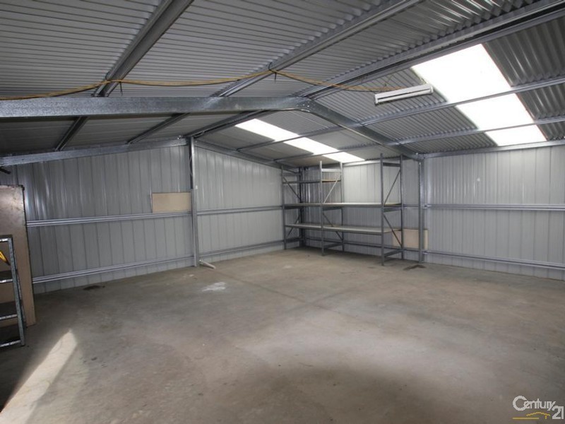 16 Antill Street, Picton NSW 2571
