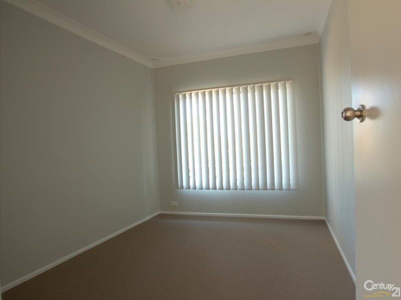 37 Bronzewing Street, Tahmoor NSW 2573