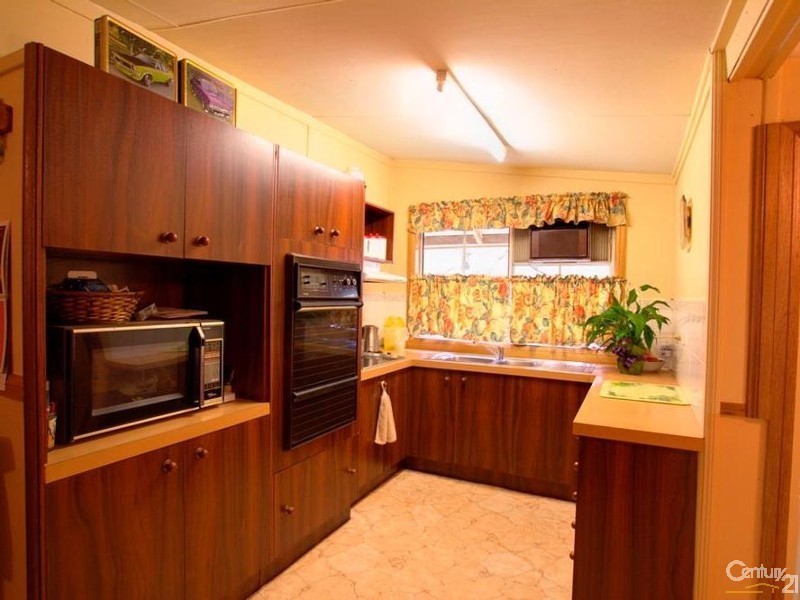 71 Kent Road, Picton NSW 2571