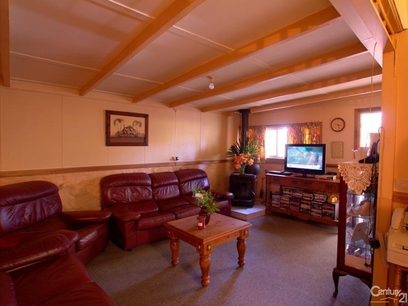 71 Kent Road, Picton NSW 2571