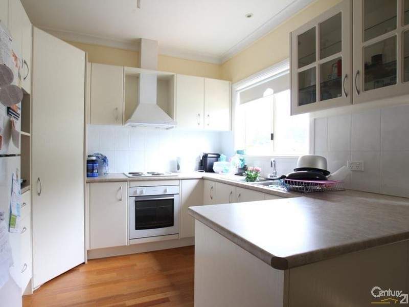 2/15 North Street, Thirlmere NSW 2572