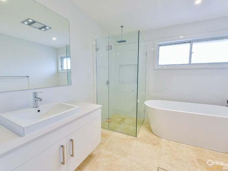 38 Hereford Way, Picton NSW 2571