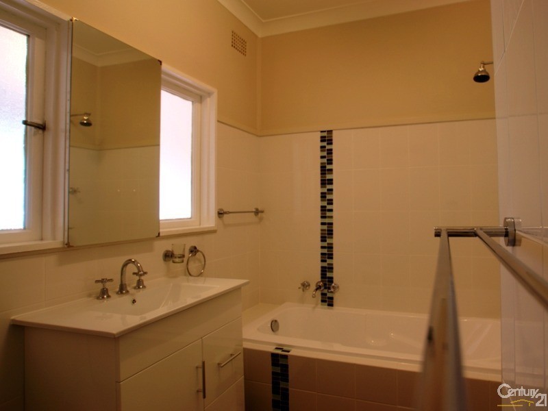 63 Allman Street, Campbelltown NSW 2560