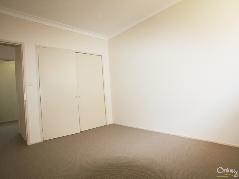 3/57  Oaks Street, Thirlmere NSW 2572