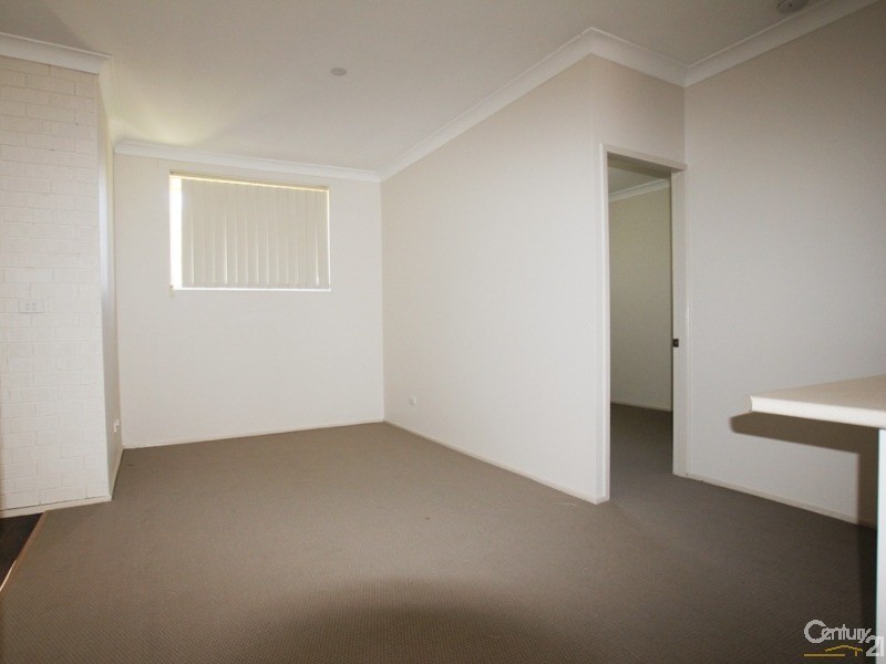 3/57  Oaks Street, Thirlmere NSW 2572