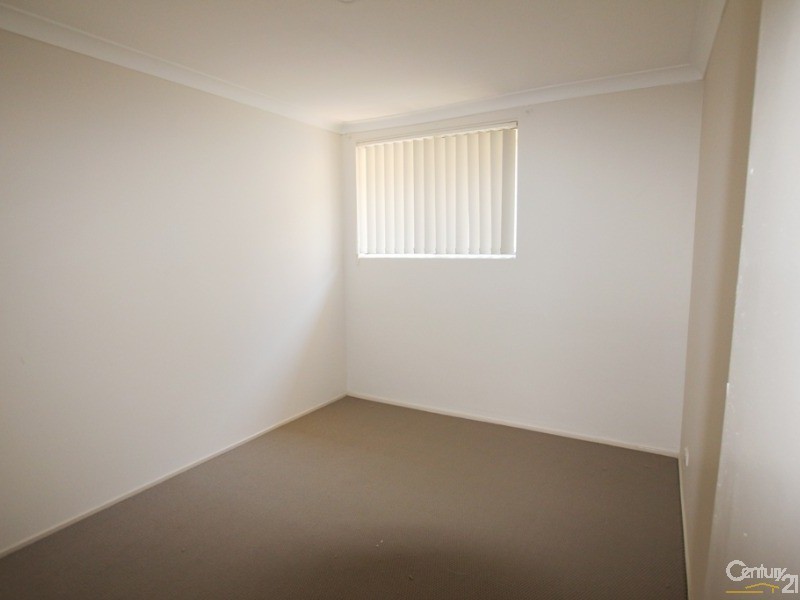 3/57  Oaks Street, Thirlmere NSW 2572