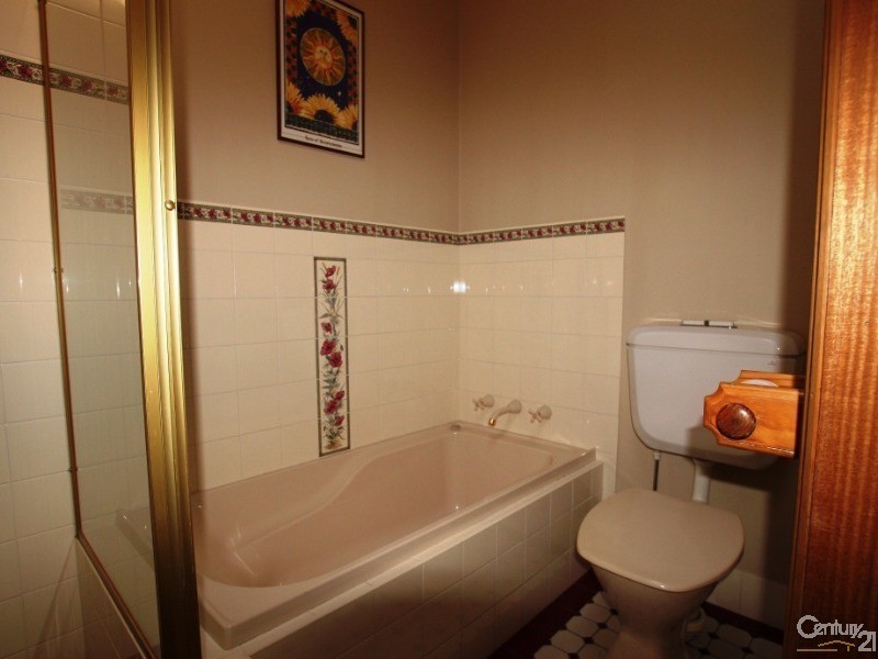 110 Old Hume Highway, Yerrinbool NSW 2575