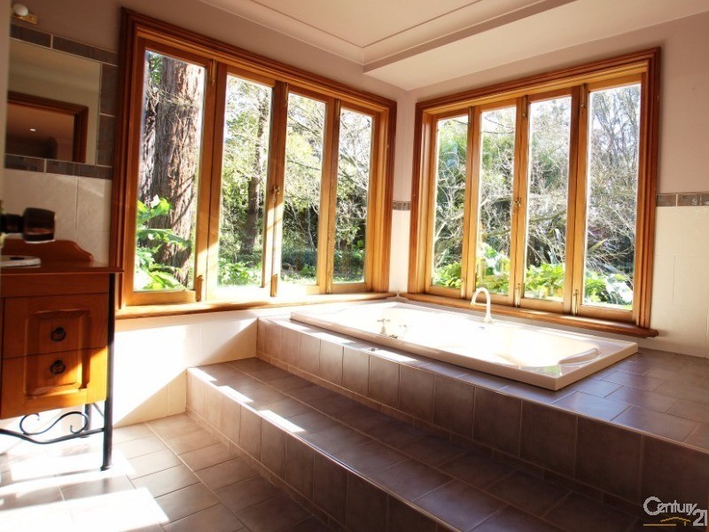 110 Old Hume Highway, Yerrinbool NSW 2575