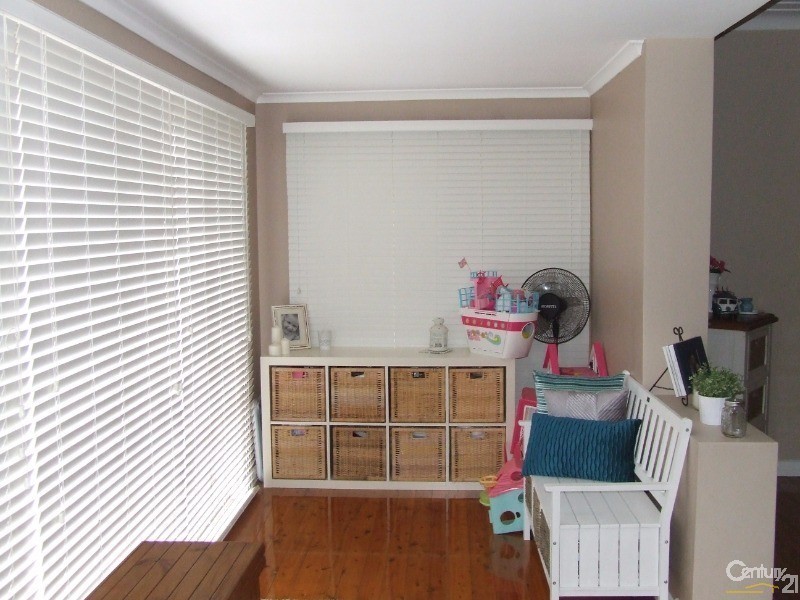 55 Lumsdaine Street, Picton NSW 2571